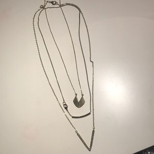 Pretty layered necklace, worn once